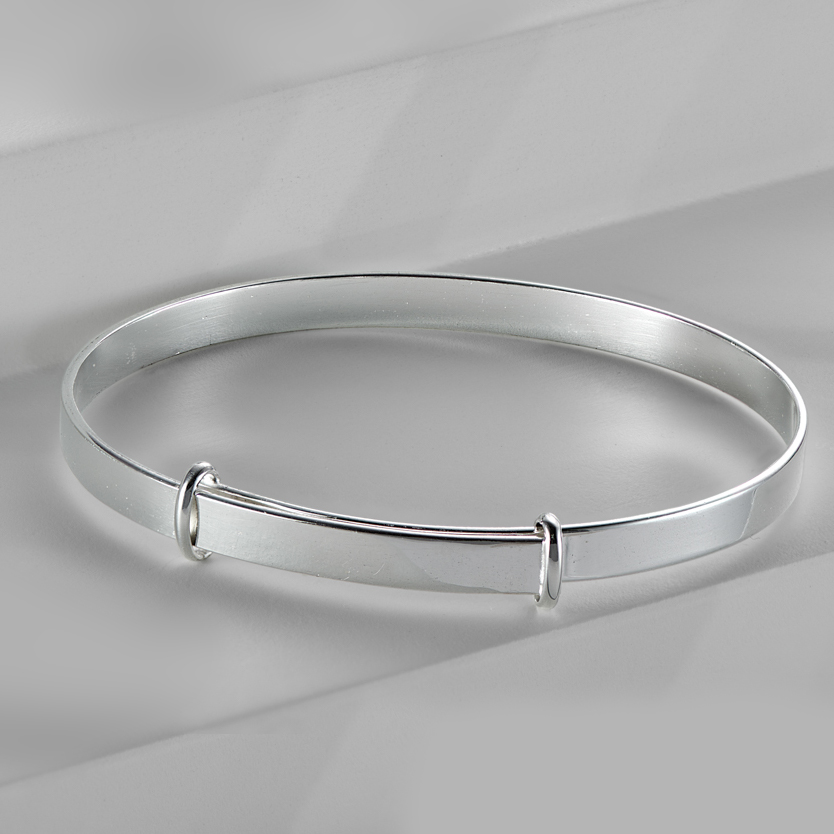 Molly Brown London Sterling Silver Signature Expandable Baby Bangle.  Christening Bangle | Baby KeepsakeNew Baby Gift​ : Amazon.co.uk: Baby  Products