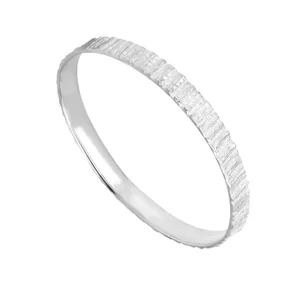 S4172 - Sterling Silver 8.1mm Oval Stacker Bangle – Various Sizes